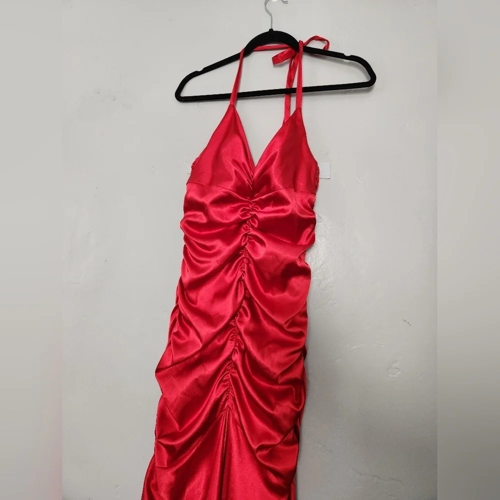 Jessica McClintok Full Length Halter Scrunch Red Satin Dress sz 6